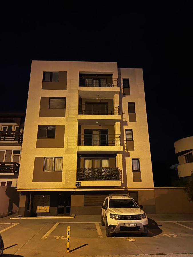 Holidays Vibes Apart Mamaia Nord Navodari Bagian luar foto